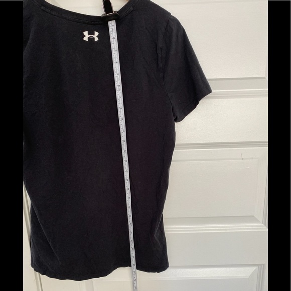 Under armor women’s training t shirt. - Picture 5 of 6